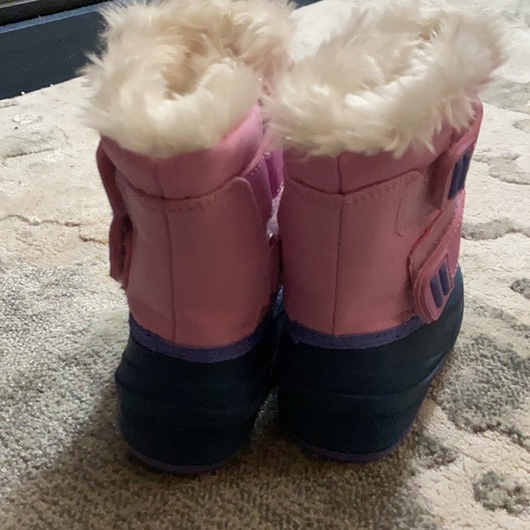 Toddler snow boots size 5 - Picture 6 of 6
